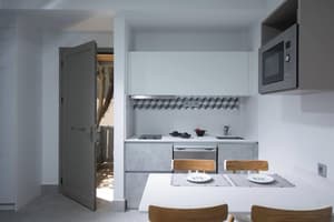 thumbnail: In-room dining