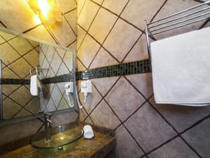 thumbnail: Bathroom sink