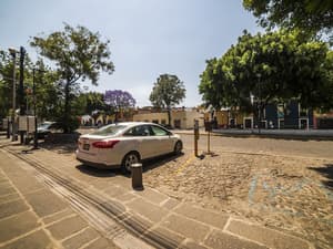 thumbnail: Parking