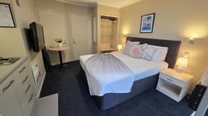 thumbnail: Room