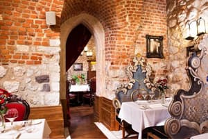 thumbnail: Restaurant