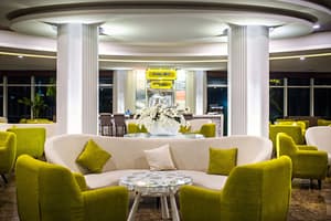 thumbnail: Lobby lounge
