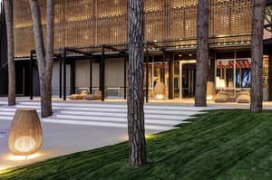 thumbnail: Property entrance