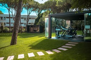 thumbnail: Exterior