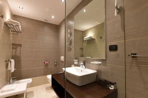 thumbnail: Bathroom