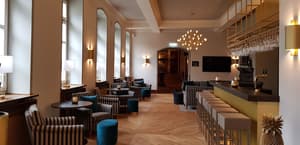 thumbnail: Lobby lounge