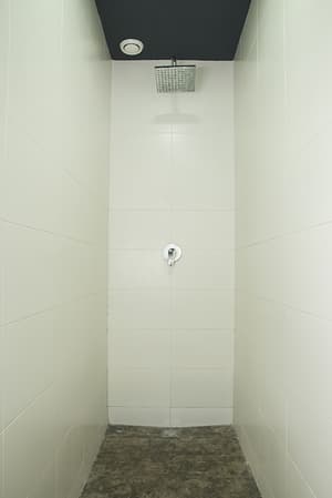 thumbnail: Bathroom shower