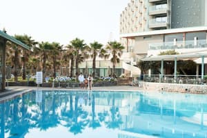 thumbnail: Outdoor pool