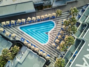 thumbnail: Outdoor pool