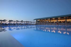 thumbnail: Outdoor pool