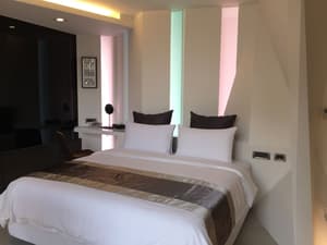 thumbnail: Room