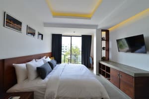 thumbnail: Room