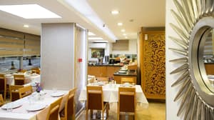 thumbnail: Restaurant