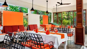 thumbnail: Restaurant