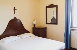 thumbnail: Room amenity