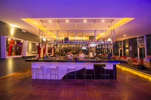 thumbnail: Poolside bar