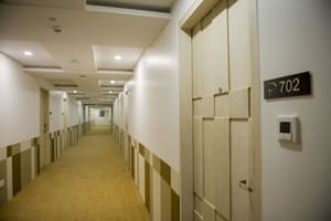 thumbnail: Hallway