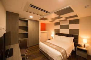 thumbnail: Room