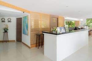 thumbnail: Reception