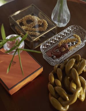 thumbnail: Interior detail