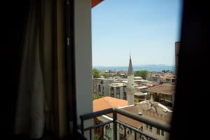 thumbnail: Balcony