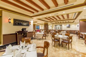 thumbnail: Restaurant