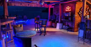 thumbnail: Snack bar