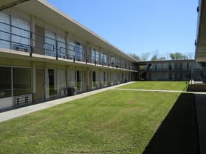 thumbnail: Front of property