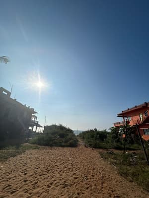 thumbnail: Exterior