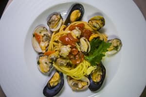 thumbnail: Dining