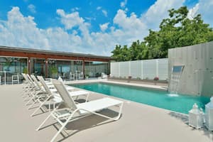 thumbnail: Private pool
