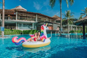 thumbnail: Pool
