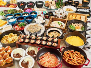 thumbnail: Breakfast buffet