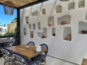thumbnail: Restaurant