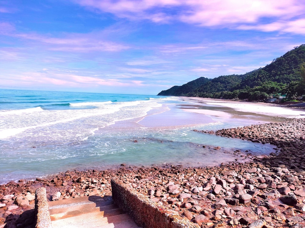 Beach/ocean view