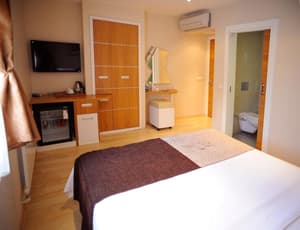 thumbnail: Room