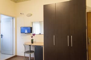 thumbnail: General view