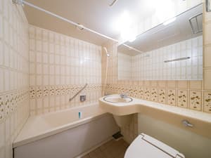 thumbnail: Bathroom