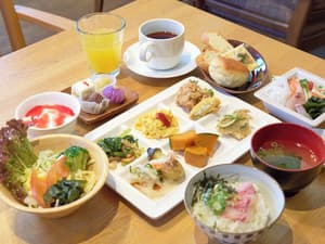 thumbnail: Breakfast buffet
