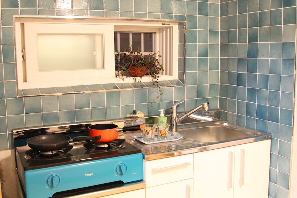 Private kitchenette