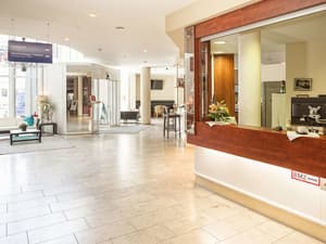 thumbnail: Reception