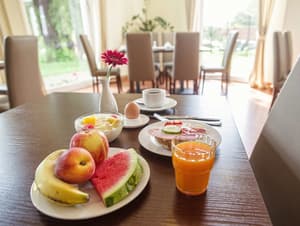 thumbnail: Breakfast area