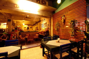 thumbnail: Restaurant