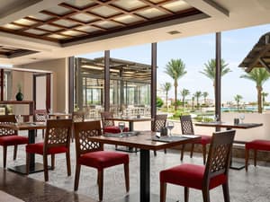 thumbnail: Restaurant