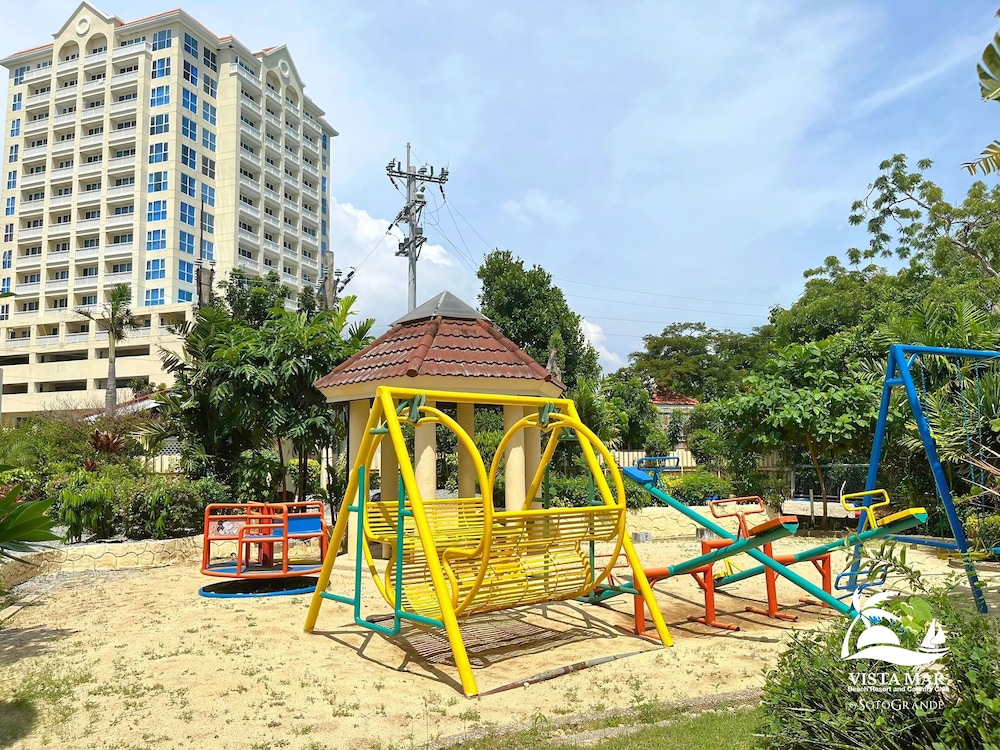 Children's play area - outdoor