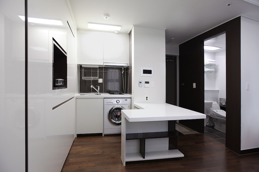 Private kitchenette