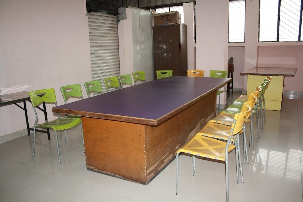 Restaurant-cafeteria