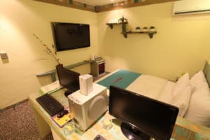 thumbnail: Room