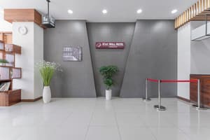 thumbnail: Reception