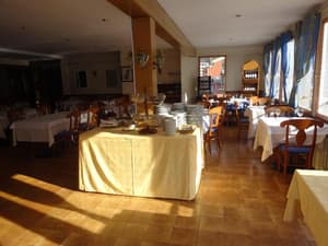 thumbnail: Restaurant